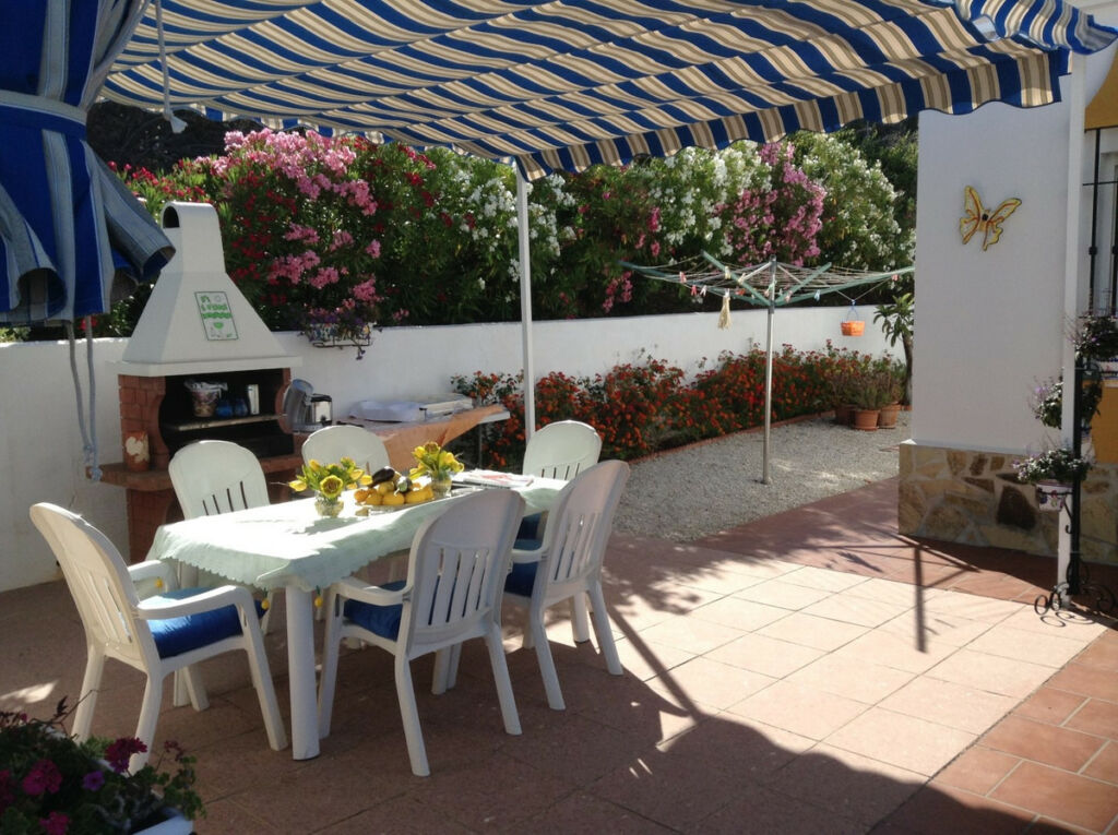 Detached Villa Torrox Málaga - image 5