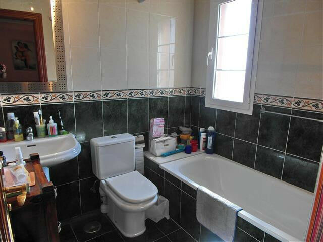 Townhouse Almayate Málaga - image 5
