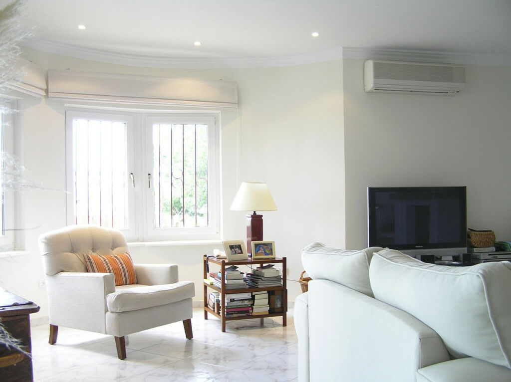 Detached Villa Caleta de Vélez Málaga - image 5