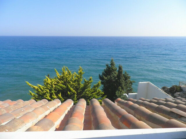 Detached Villa Rincón de la Victoria Málaga - image 5