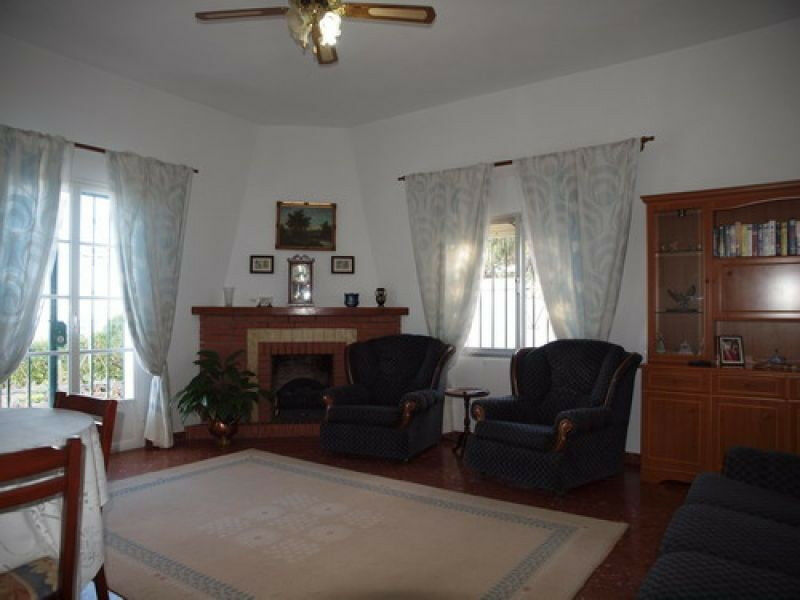 Detached Villa Benajarafe Málaga - image 5