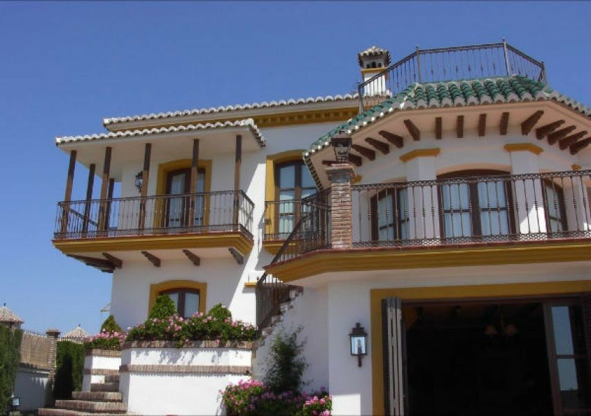 Detached Villa Torre del Mar Málaga - image 5