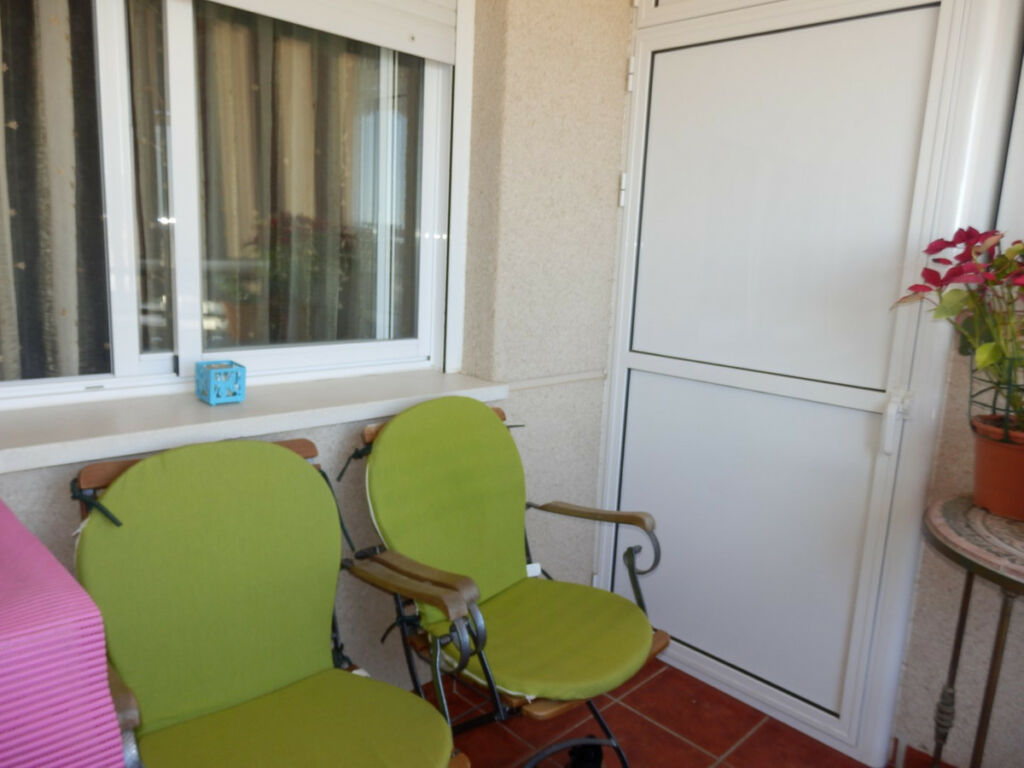 Middle Floor Apartment Torre del Mar Málaga - image 5