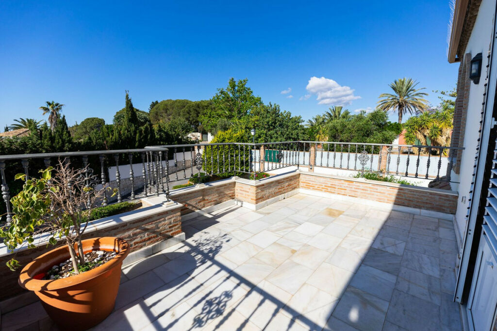 Detached Villa Mijas Málaga - image 5