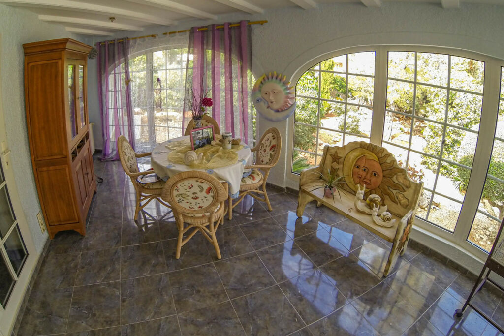 Detached Villa Denia Alicante - image 5