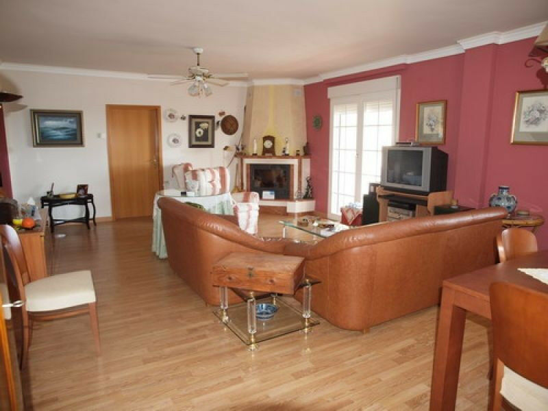 Detached Villa Benajarafe Málaga - image 5