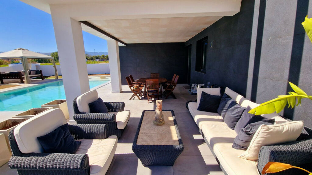 Detached Villa San Pedro de Alcántara Málaga - image 6