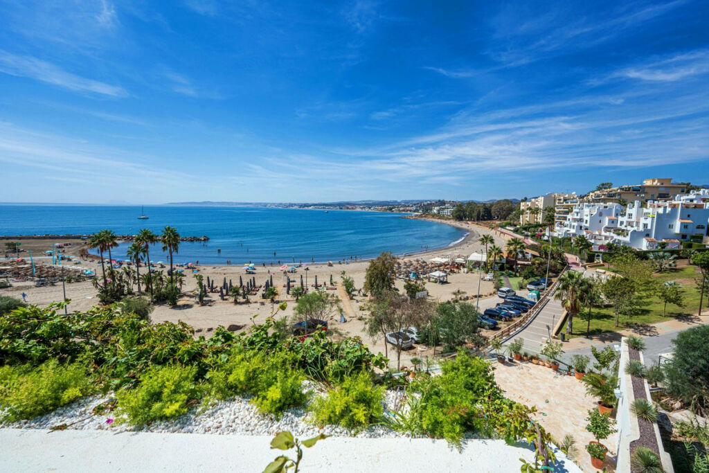 Middle Floor Apartment Estepona Málaga - image 55