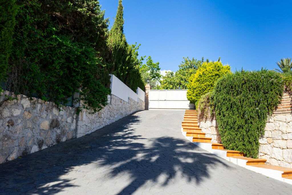 Detached Villa Mijas Málaga - image 56