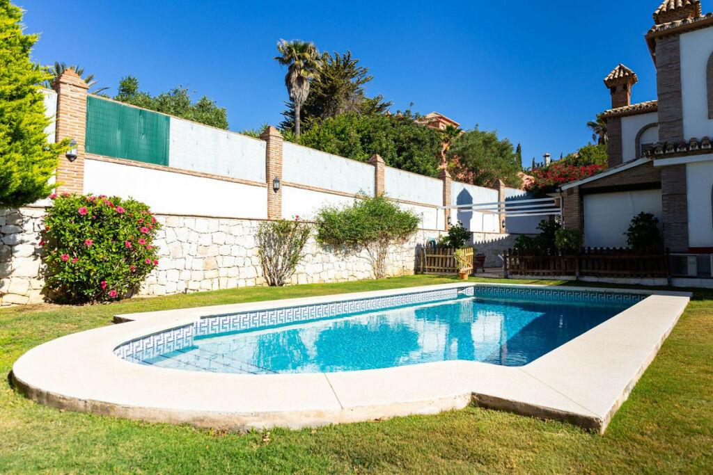 Detached Villa Mijas Málaga - image 58