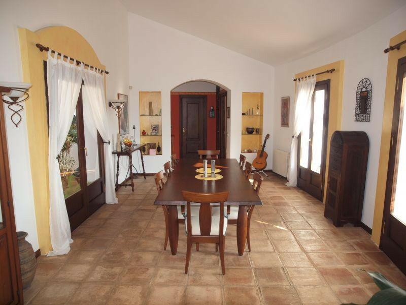 Detached Villa La Viñuela Málaga - image 6