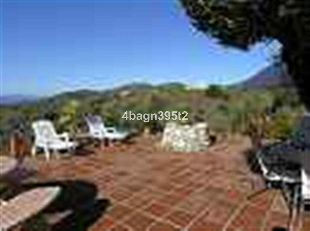 Detached Villa Sedella Málaga - image 6