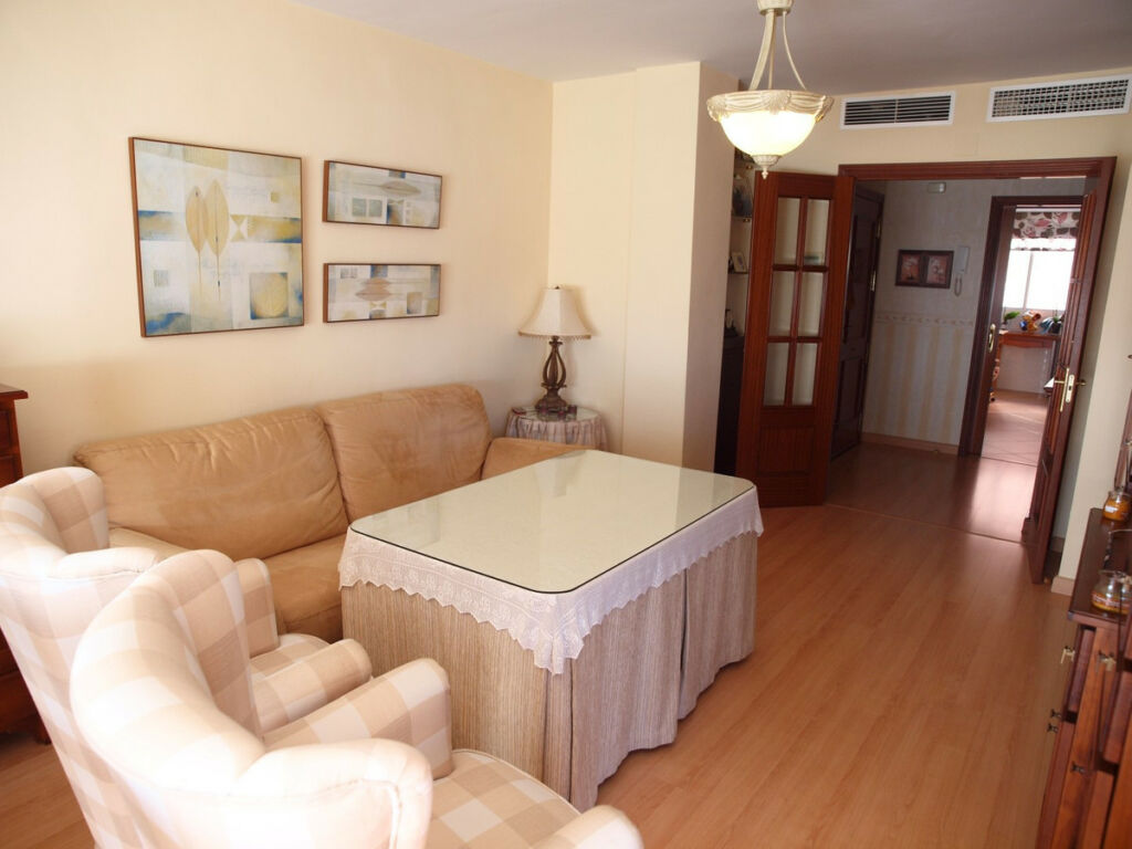Middle Floor Apartment Torre del Mar Málaga - image 6