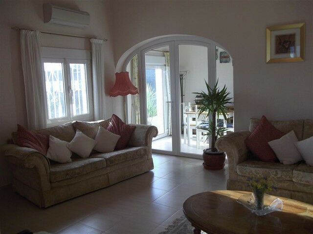 Detached Villa Viñuela Málaga - image 6