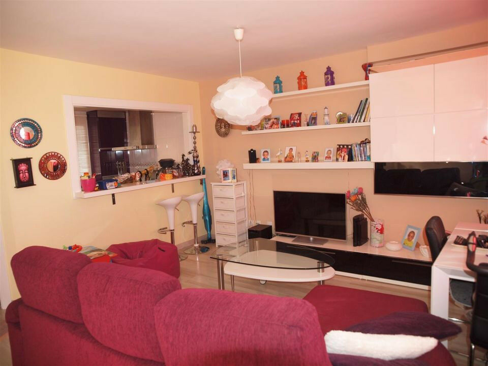 Semi-Detached House Benajarafe Málaga - image 6