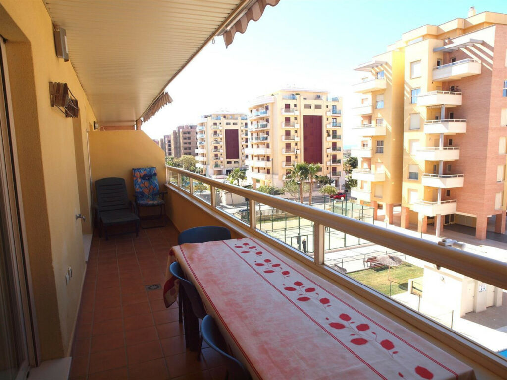Middle Floor Apartment Torre del Mar Málaga - image 6