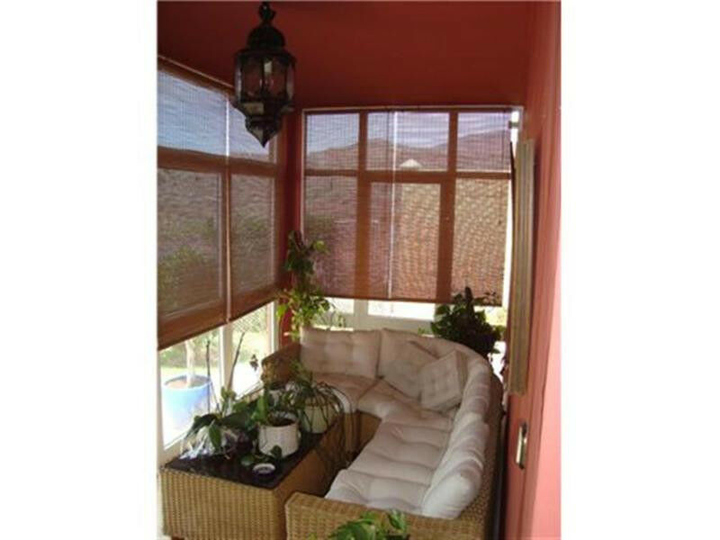 Detached Villa Rincón de la Victoria Málaga - image 6