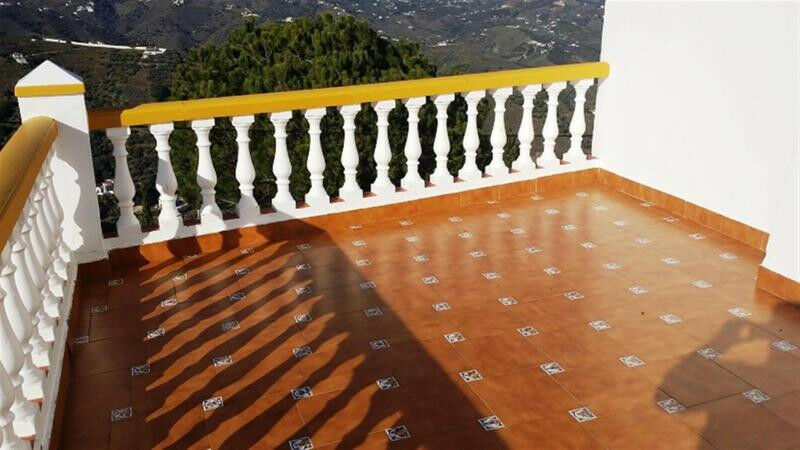 Detached Villa Torrox Málaga - image 6