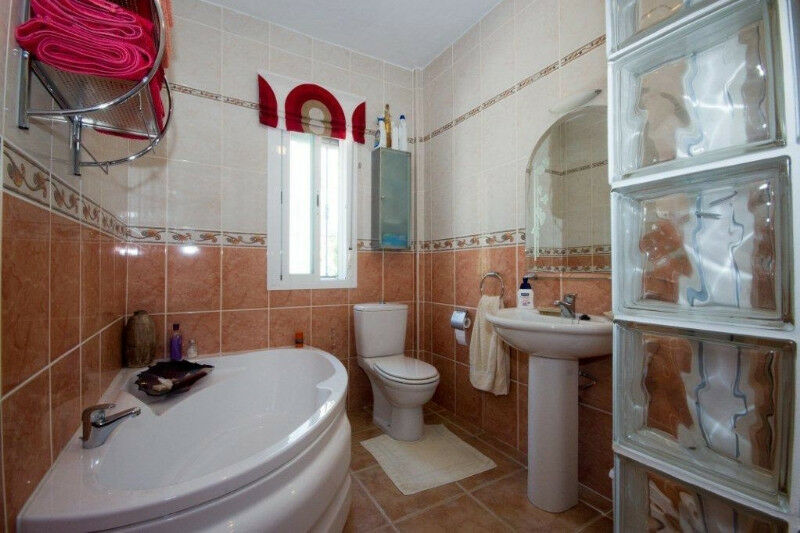 Finca - Cortijo Benamargosa Málaga - image 6