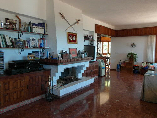 Detached Villa Benajarafe Málaga - image 6