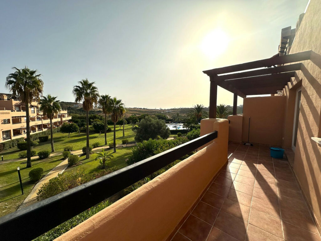 Top Floor Apartment Casares Playa Málaga - image 6