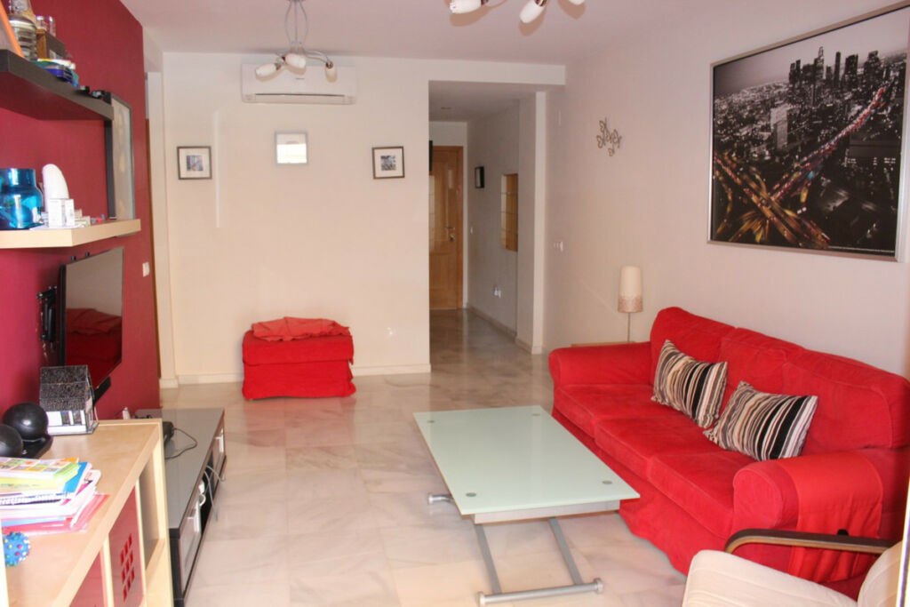 Ground Floor Apartment Benajarafe Málaga - image 6