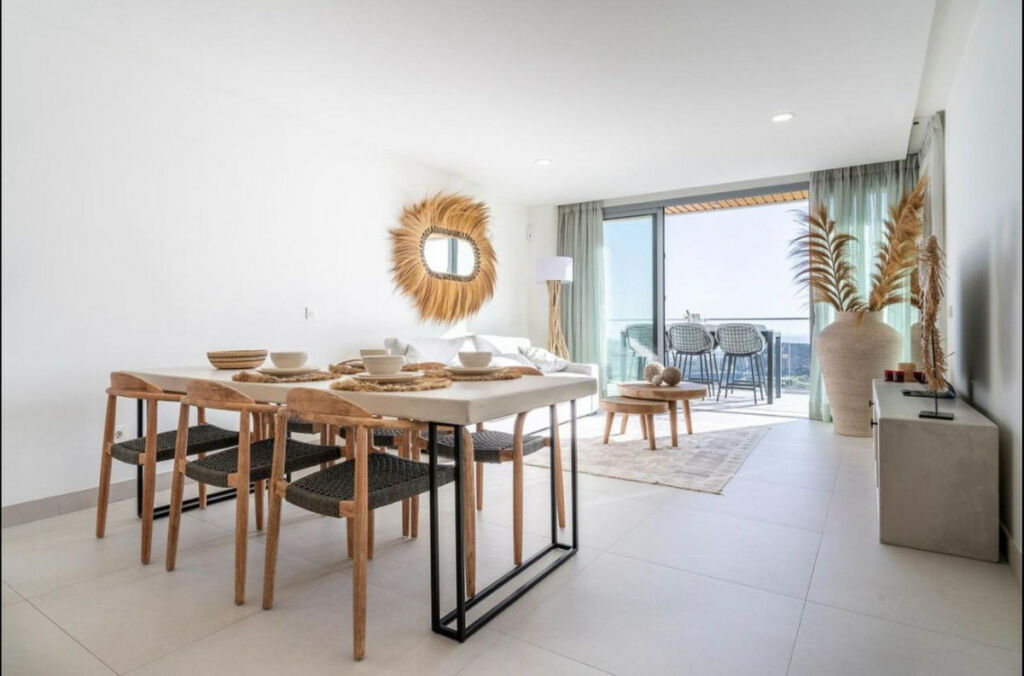 Middle Floor Apartment Calanova Golf Málaga - image 6