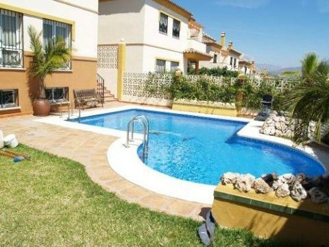 Detached Villa Torre del Mar Málaga - image 6