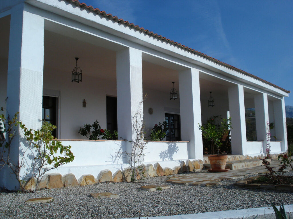 Detached Villa Colmenar Málaga - image 6