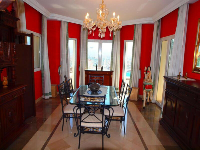 Detached Villa Torre del Mar Málaga - image 6