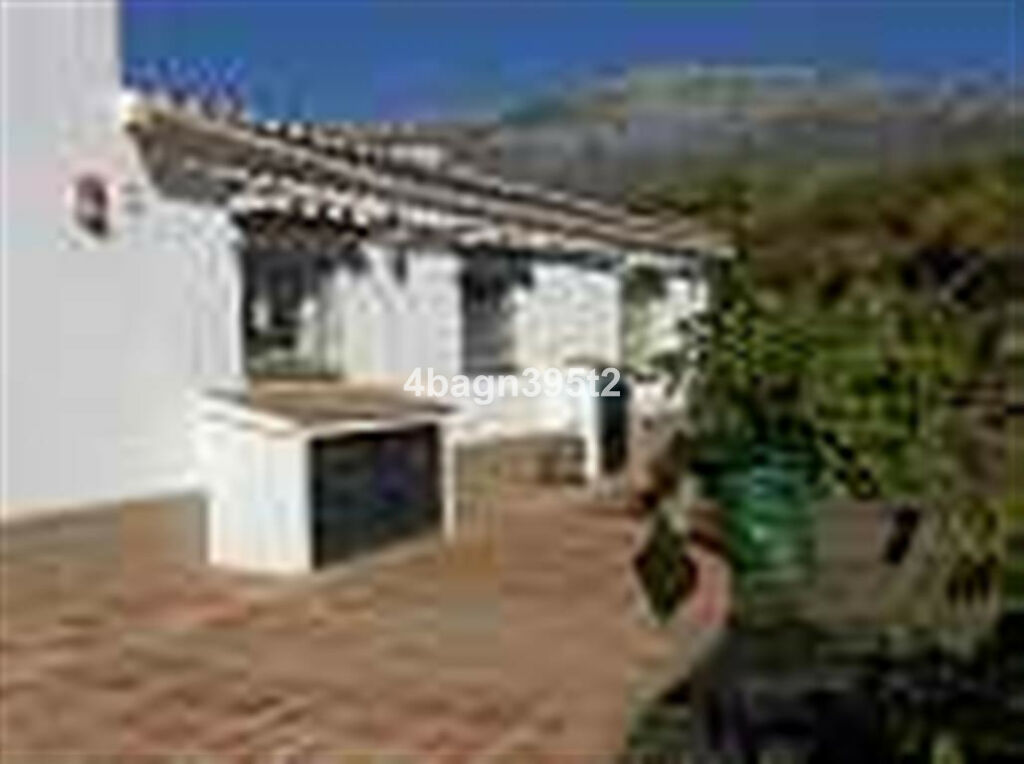 Detached Villa Sedella Málaga - image 6