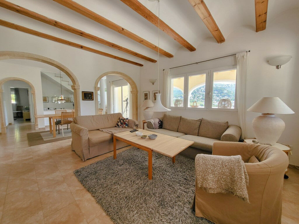 Detached Villa Moraira Alicante - image 6