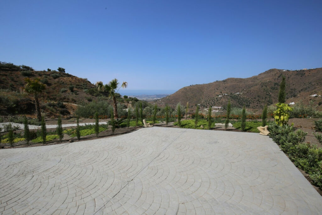 Detached Villa Arenas Málaga - image 6