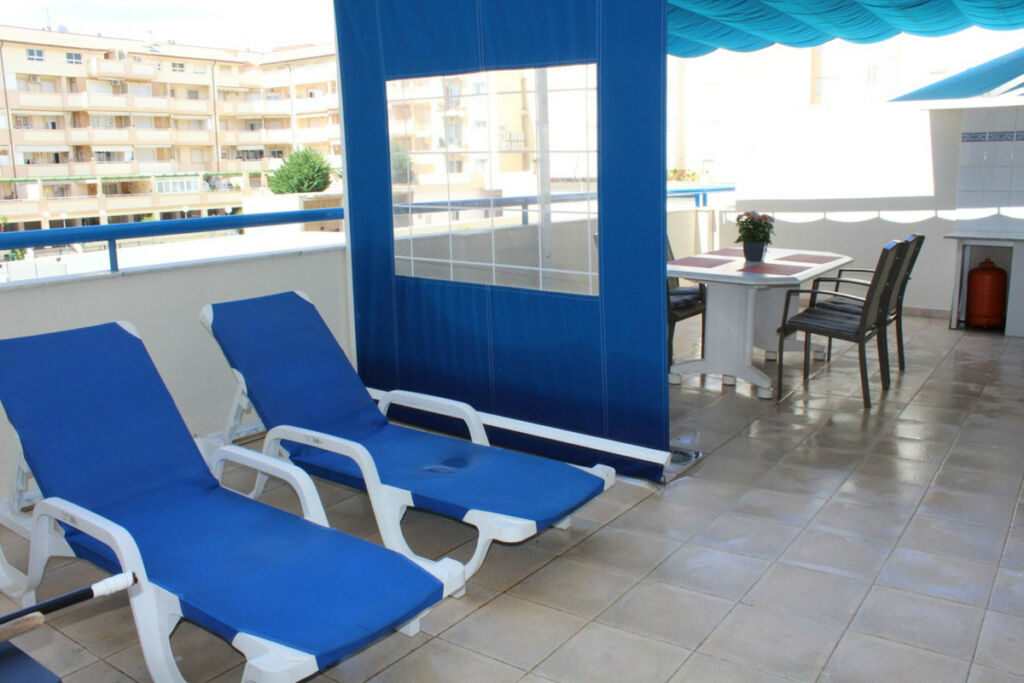 Middle Floor Apartment Torre del Mar Málaga - image 6