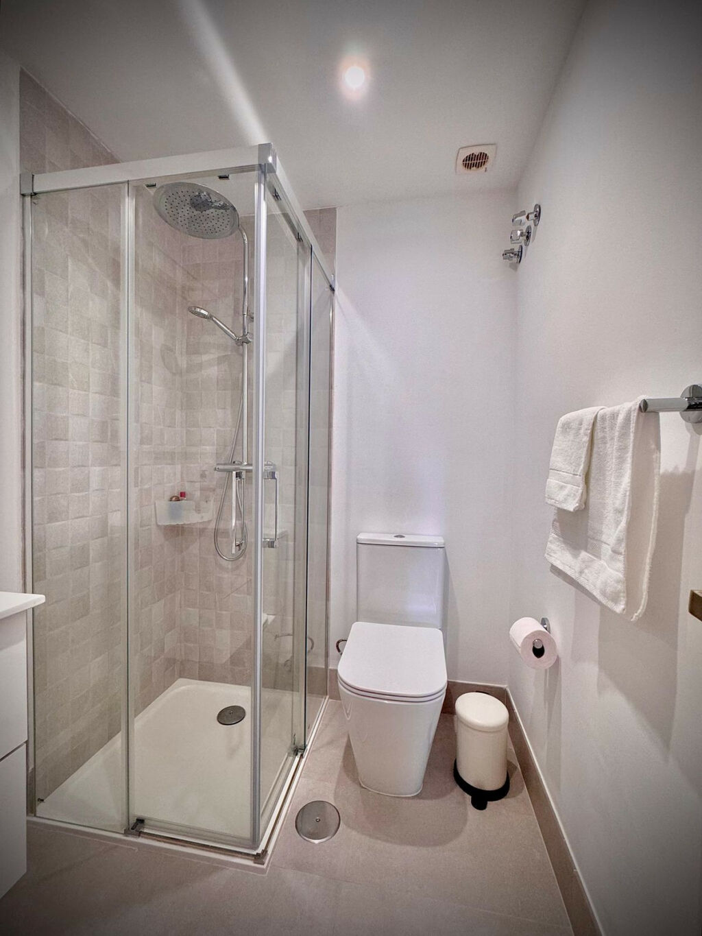 Middle Floor Apartment Calahonda Málaga - image 6