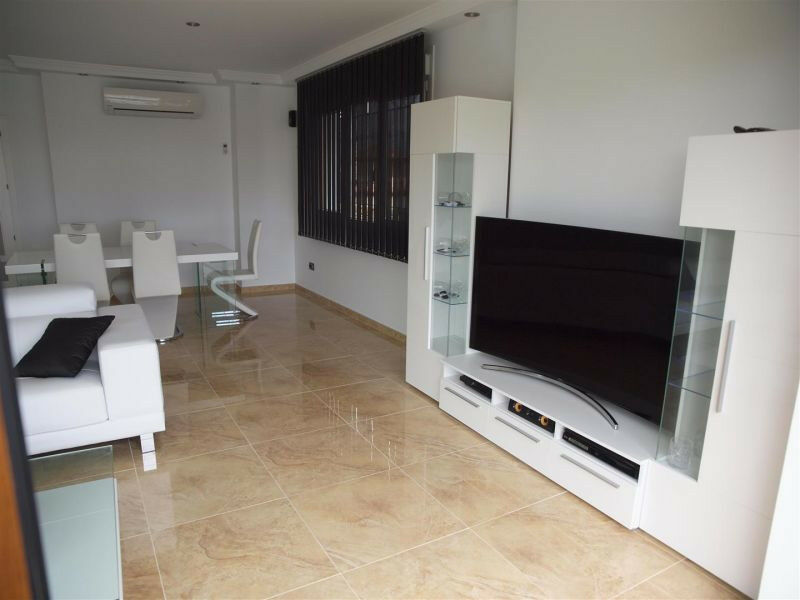 Detached Villa Torre del Mar Málaga - image 6