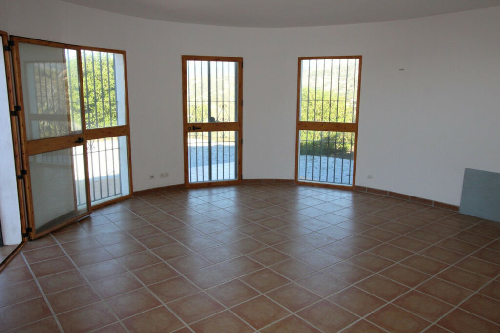 Detached Villa Cómpeta Málaga - image 6