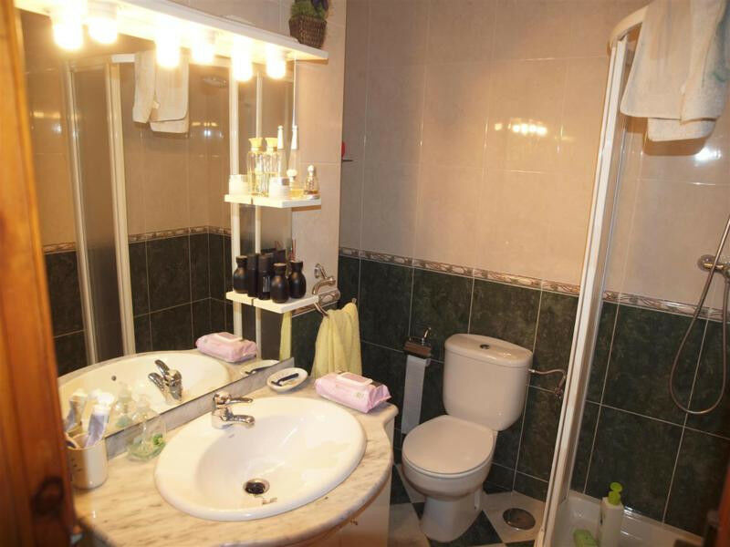Middle Floor Apartment Caleta de Vélez Málaga - image 6