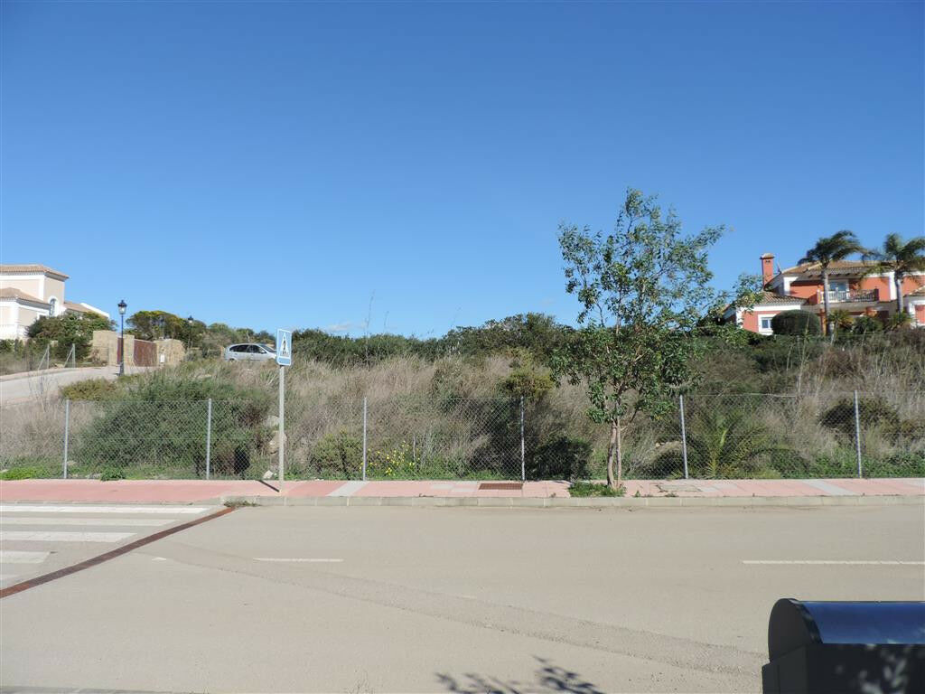 Residential Plot La Duquesa Málaga - image 7