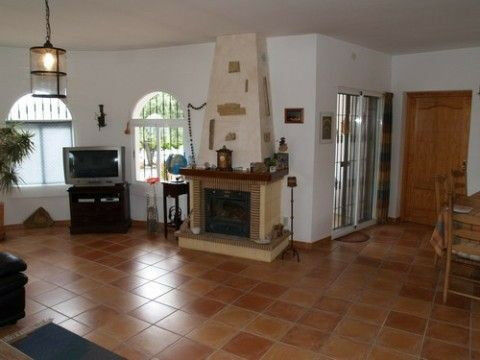 Detached Villa Viñuela Málaga - image 6
