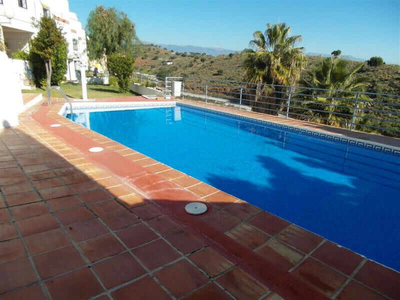 Townhouse Benajarafe Málaga - image 6