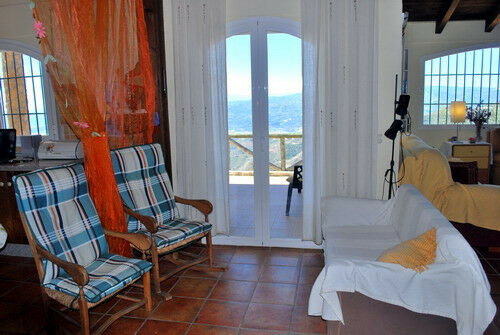 Detached Villa Arenas Málaga - image 6