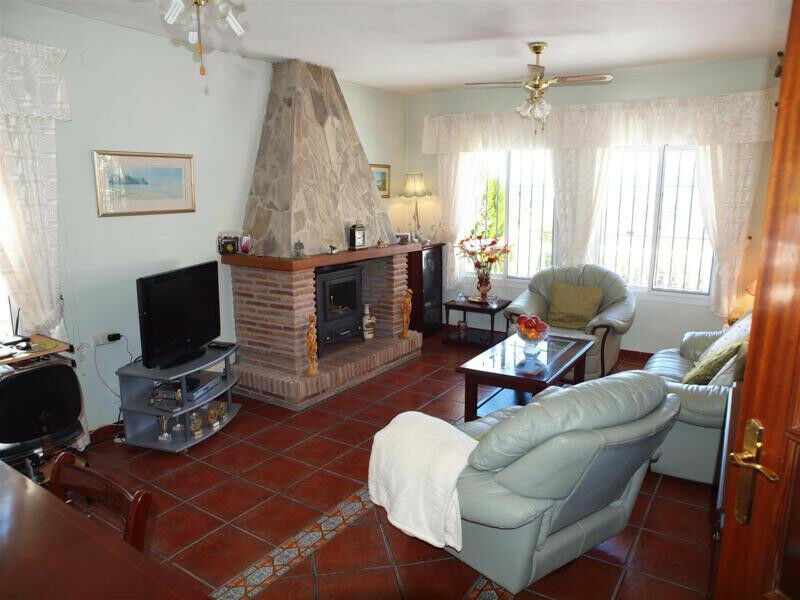 Detached Villa Alcaucín Málaga - image 6