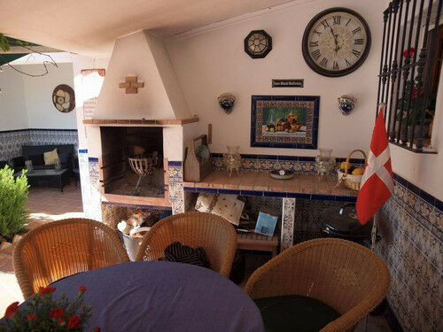 Detached Villa Sayalonga Málaga - image 6