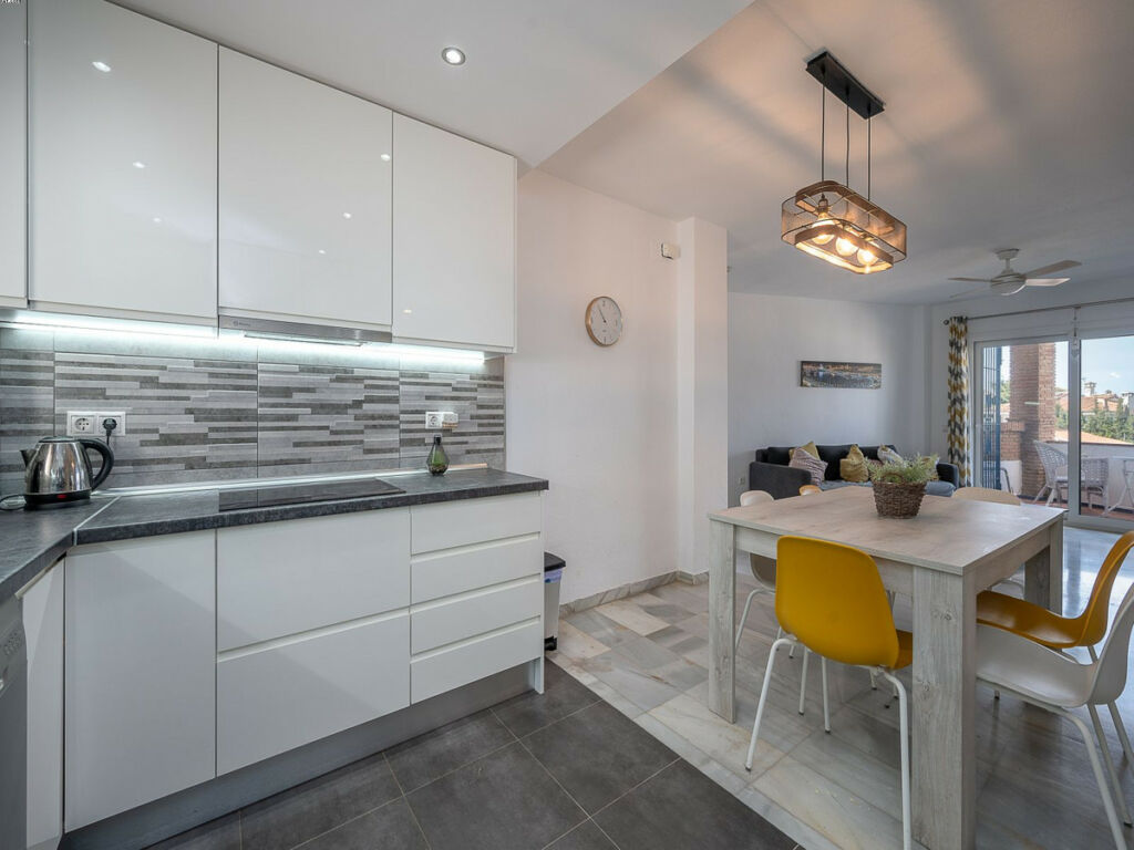 Ground Floor Apartment Riviera del Sol Málaga - image 6
