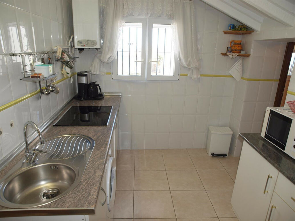 Detached Villa Almayate Málaga - image 7