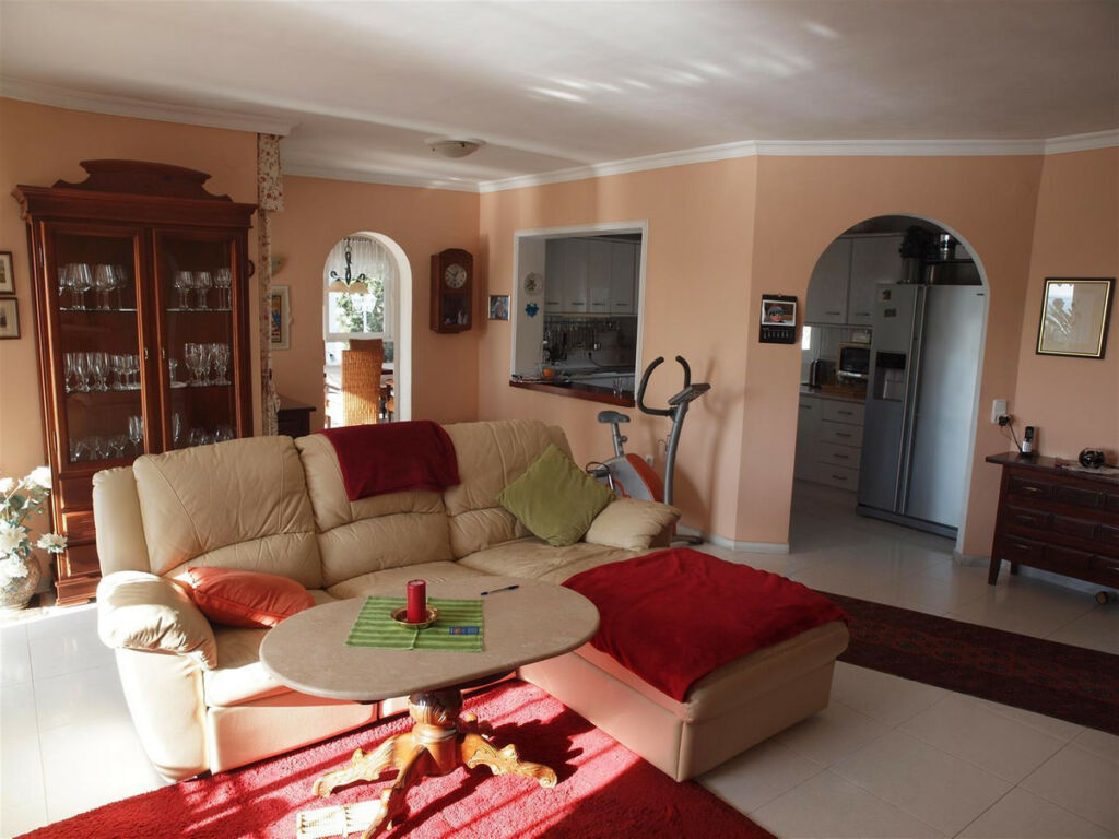 Detached Villa Mezquitilla Málaga - image 7