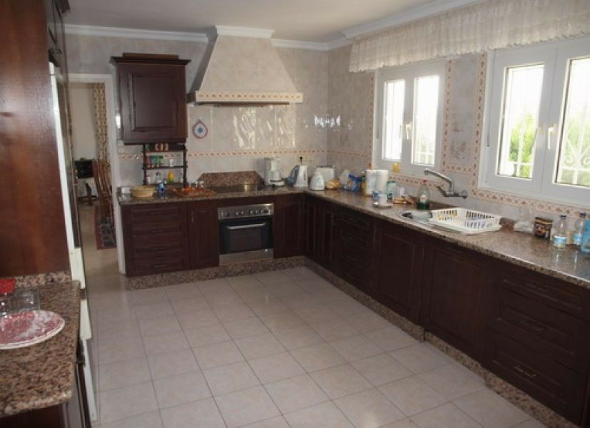 Detached Villa Benajarafe Málaga - image 7