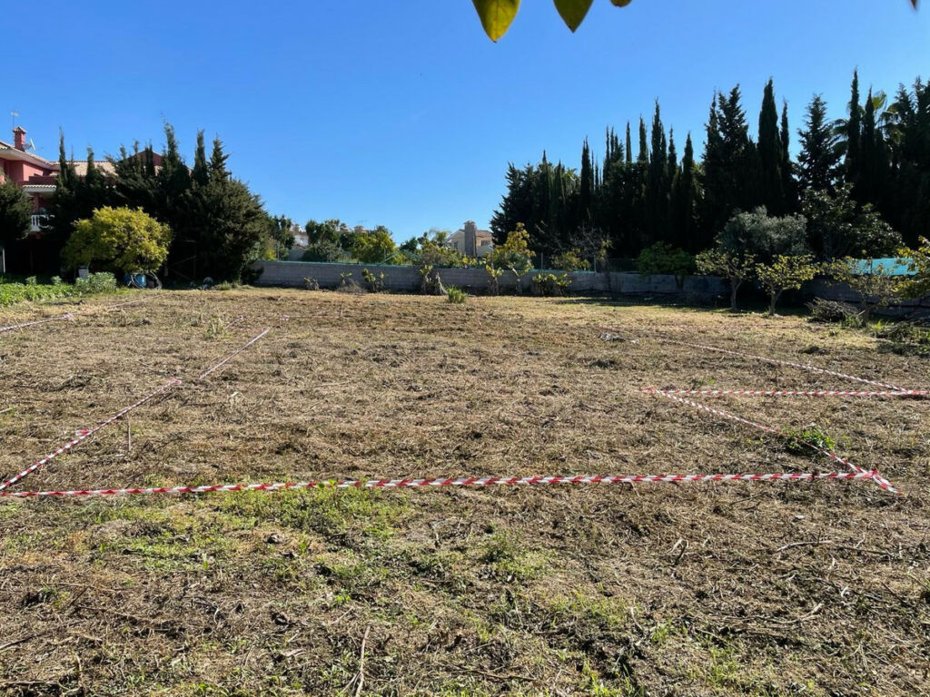 Detached Villa Estepona Málaga - image 7