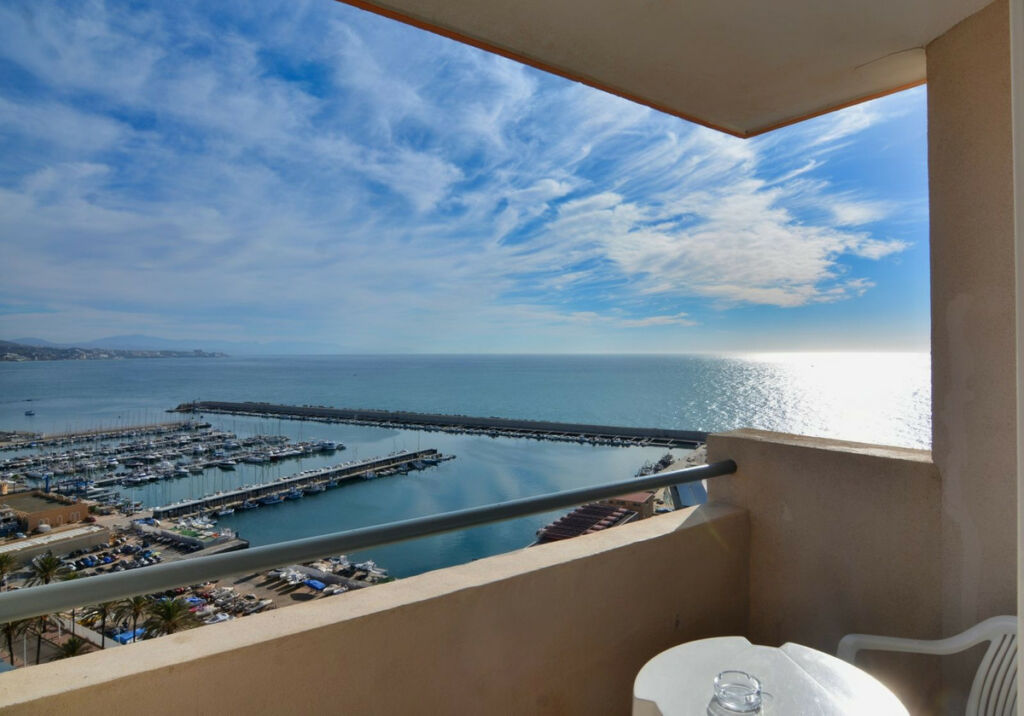 Middle Floor Studio Fuengirola Málaga - image 7